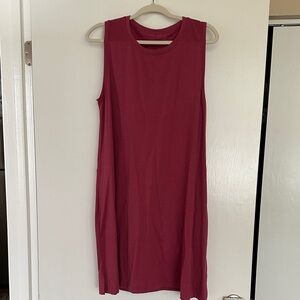 Chic Sleeveless Mini 80% Wool Dress in Mulberry
